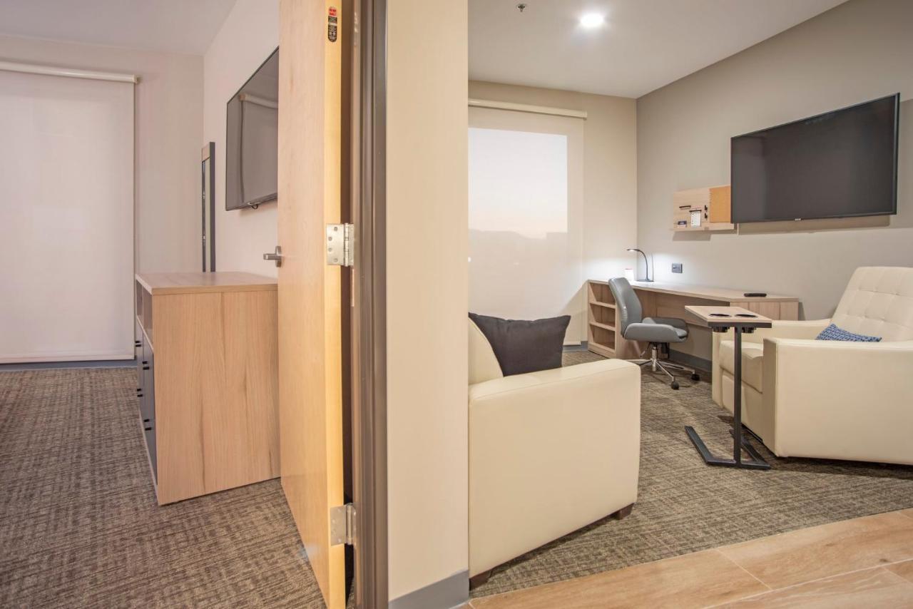 Hotel Candlewood - Guadalajara Galerias By Ihg